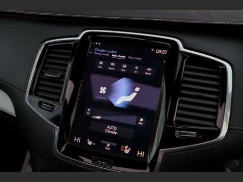 Volvo XC90 2.0 B5 MHEV R-Design SUV 5dr Diesel Hybrid Auto 4WD Euro 6 (s/s) (235 ps) 22