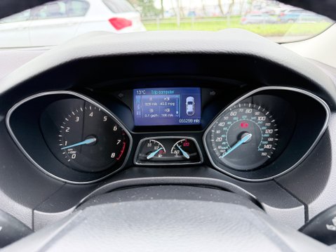 Ford Focus 1.0 ZETEC NAVIGATOR 17