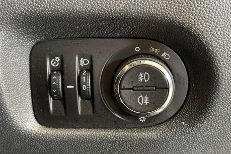 Vauxhall Corsa 1.2 16V Excite Hatchback 5dr Petrol Manual Euro 5 (A/C) (85 ps) 58