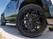 Land Rover Defender 110 Hard Top X-Dynamic HSE 6