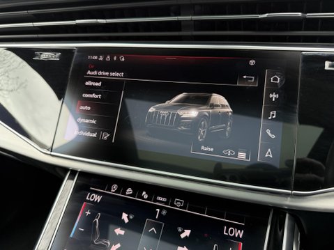 Audi Q7 3.0 TDI V6 45 S line SUV 5dr Diesel Tiptronic quattro Euro 6 (s/s) (231 ps) 52