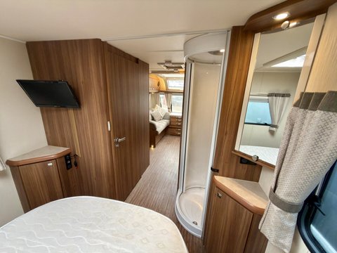 Buccaneer Argosy  19
