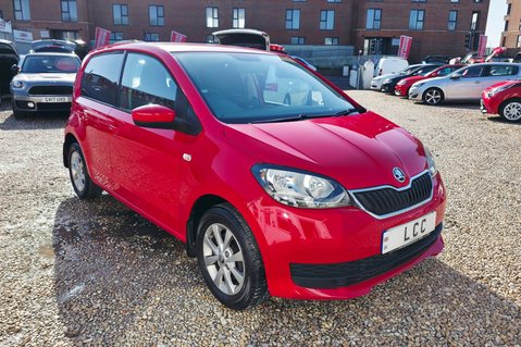 Skoda Citigo 1.0 SE MPI.. 5 SERVICES.. STUNNING EXAMPLE! 64 MPG! LOW INSURANCE! 6