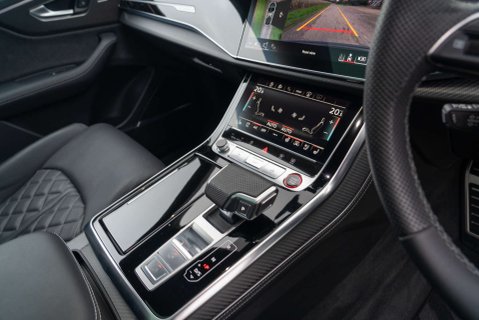 Audi SQ8 TFSI V8 Vorsprung 13