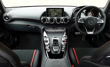 Mercedes-Benz Amg GT GT S Edition 1 13