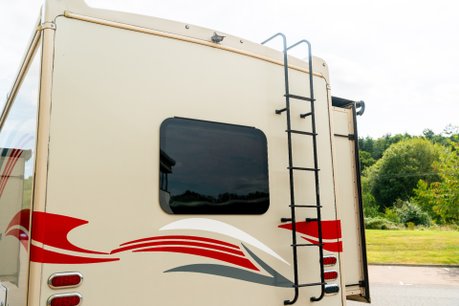 Ford E450 FLEETWOOD. NOW SOLD. SIMILAR REQUIRED. PLEASE CALL 01903 254800. 18