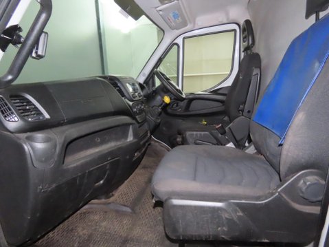 Iveco Daily 2.3D HPI 12V 35S 3520 MWB H1 Euro 6 (s/s) 5dr 11