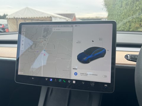 Tesla Model 3 (Sold) (Dual Motor) Long Range Saloon 4dr Electric Auto 4WDE (346 ps) 17