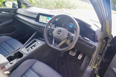 Volkswagen Golf R TSI 4MOTION DSG 9