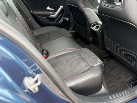 Mercedes-Benz A Class 2.0 AMG A 35 4Matic Auto 4WD 5dr 14