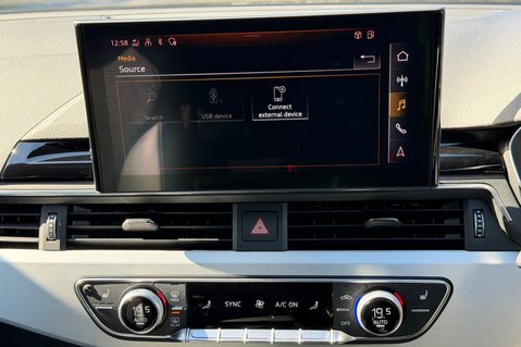 Audi A5 SPORTBACK TFSI QUATTRO S LINE MHEV -APPLE CARPLAY -FULL AUDI S/HISTORY 51
