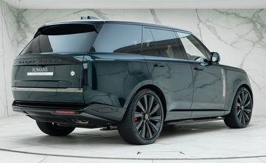 Land Rover Range Rover P530 SV 3