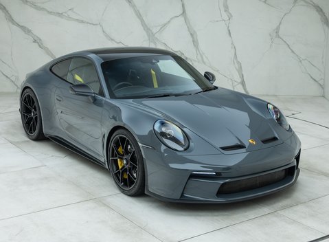 Porsche 911 GT3 TOURING (992) 8