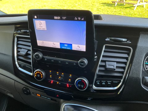Ford Transit Custom 280 LIMITED P/V ECOBLUE 24