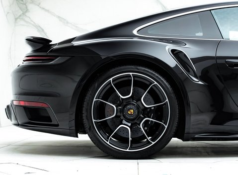 Porsche 911 Turbo S (992) 37