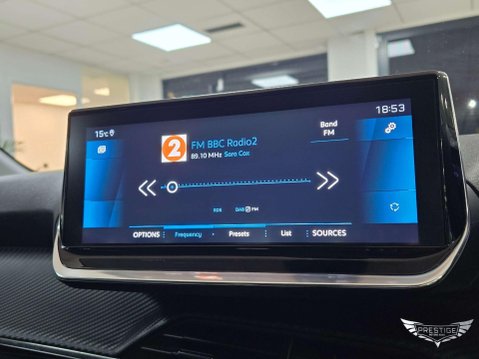 Peugeot 208 1.2 PureTech Allure Premium Hatchback 5dr Petrol Manual Euro 6 (s/s) (100 p 71