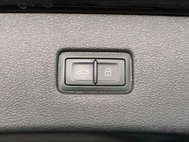 Audi Q7 3.0 TFSIe V6 55 Black Edition SUV 5dr Petrol Plug-in Hybrid Tiptronic quatt 37