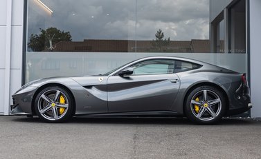 Ferrari F12 Berlinetta 3