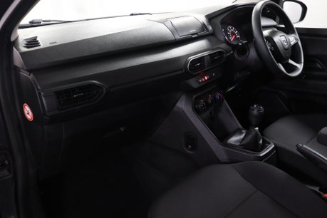 Dacia Sandero ESSENTIAL SCE 34