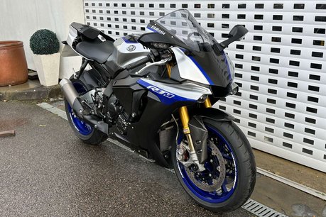 Yamaha Yzf 1.0 YZF R1M 4