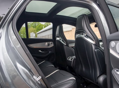 Mercedes-Benz GLC GLC 63 S 4Matic 14