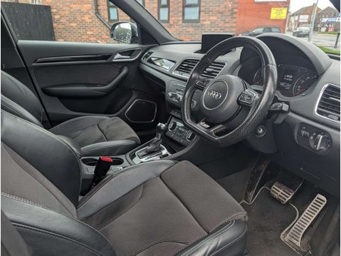 Audi Q3 2.0 Q3 Black Edition TDI Quattro Semi-Auto 4WD 5dr 10