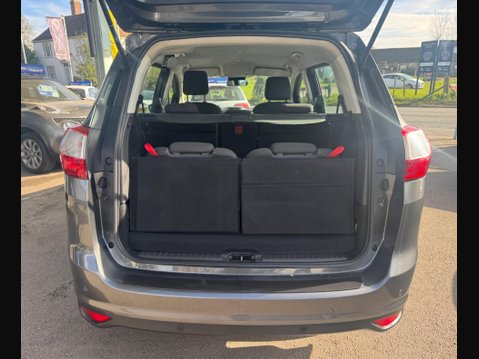 Ford Grand C-Max 1.5 TDCi Titanium Euro 6 (s/s) 5dr 32