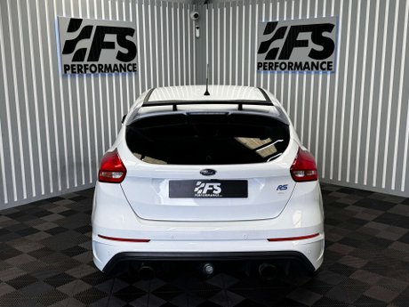 Ford Focus 2.3T EcoBoost RS Hatchback 5dr Petrol Manual AWD Euro 6 (s/s) (350 ps) 28