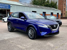 Nissan Qashqai 1.3 Qashqai Acenta Premium DiG-T MHEV 5dr 4