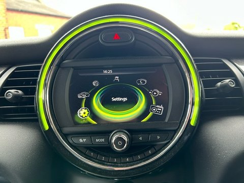Mini Hatch COOPER 12