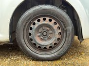 Peugeot 107 1.0 107 Urban Move 3dr 27