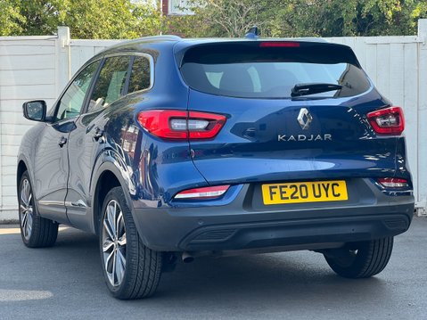 Renault Kadjar 1.3 TCe Iconic SUV 5dr Petrol Manual Euro 6 (s/s) (140 ps) 7