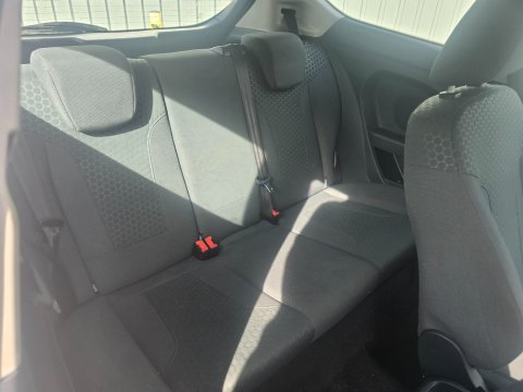 Ford Fiesta ZETEC S 8