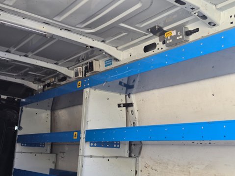 Vauxhall Movano L2H2 F3500 P/V 9