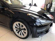 Tesla Model 3 LONG RANGE AWD 45,000m black vegan leather, 19 inch alloys 28