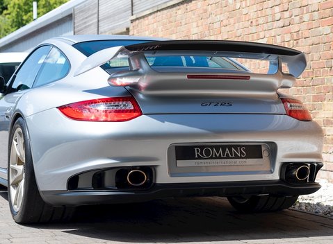 Porsche 911 (997) GT2 RS 25