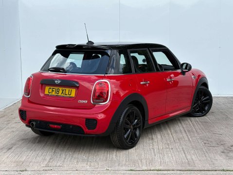 Mini Hatch 1.5 Cooper Auto 5dr 23