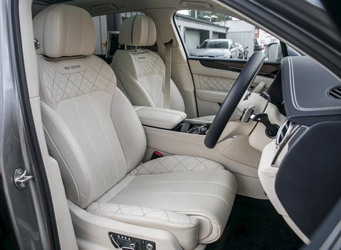 Bentley Bentayga W12 First Edition 12