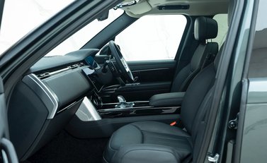 Land Rover Range Rover D350 SE 14