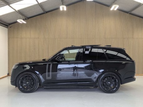 Land Rover Range Rover 4.4 Range Rover First Edition Auto 4WD 5dr 15