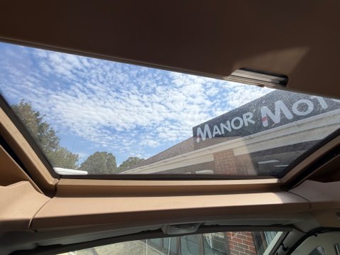 Knaus 550 MD VAN TI FIXED BED - BIG GARAGE - LOW PROFILE 11