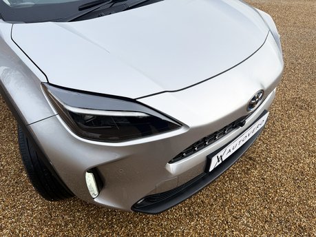 Toyota Yaris Cross EXCEL 33