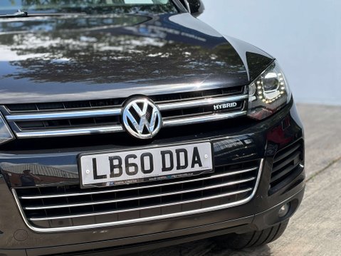 Volkswagen Touareg 3.0 Touareg V6 TSi Hybrid Auto 4WD 5dr 2