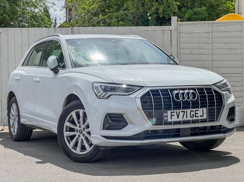Audi Q3 1.5 TFSI CoD 35 Sport SUV 5dr Petrol Manual Euro 6 (s/s) (150 ps) 4