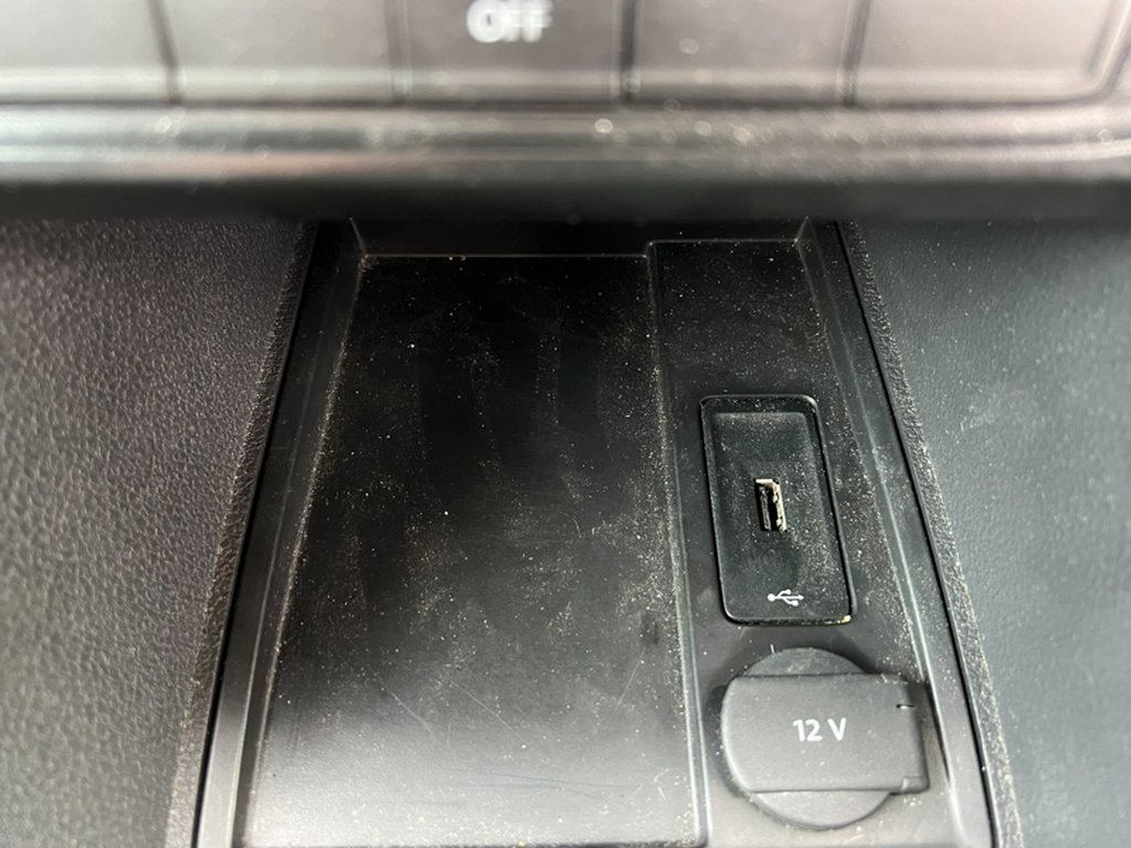 2017 Volkswagen Caddy SWB L1H1 Low Roof Trendline C20 Air Con Sensors EURO 6 NO VAT — thumbnail 32 of 51
