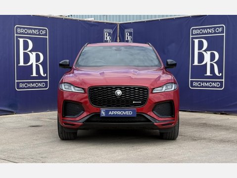 Jaguar F-Pace 2.0 D200 MHEV R-Dynamic Black SUV 5dr Diesel Auto AWD Euro 6 (s/s) (204 ps) 10