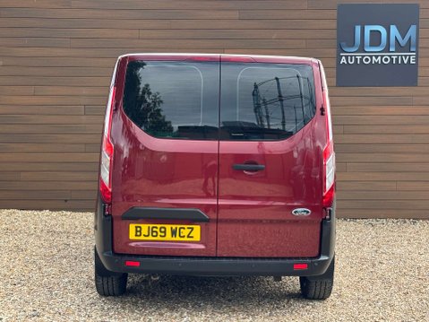 Ford Transit Custom 2.0 Transit Custom 320 Leader EcoBlue 5dr 9 SEATER MINIBUS 5