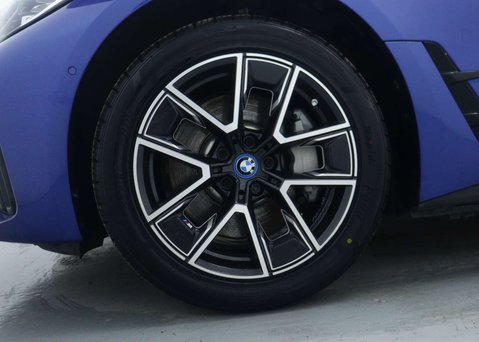 BMW i4 40 83.9kWh M Sport Gran Coupe 5dr Electric Auto eDrive (340 ps) 17