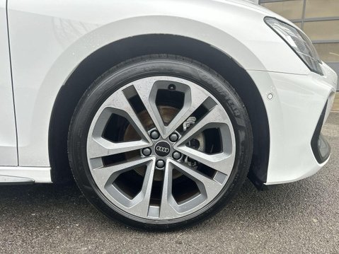Audi A3 1.5 TFSI 35 S line Saloon 4dr Petrol S Tronic Euro 6 (s/s) (150 ps) 1 Owner 32