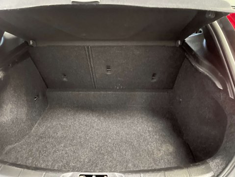 Volvo V40 2.0 V40 R-Design Pro D3 Auto 5dr 24